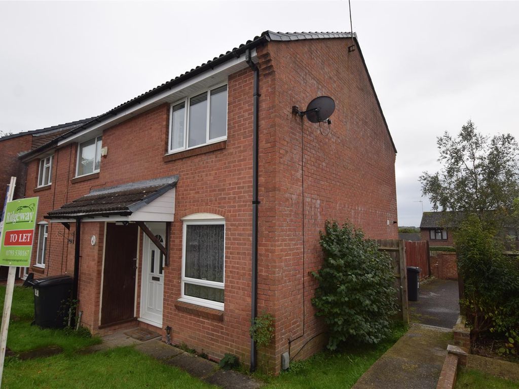 2 bed end terrace house to rent in Frampton Close, Eastleaze, Swindon