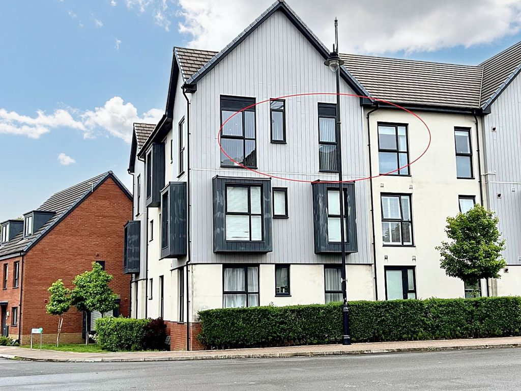 2 bed flat for sale in Heol Finch, Barry CF62, £170,000 Zoopla
