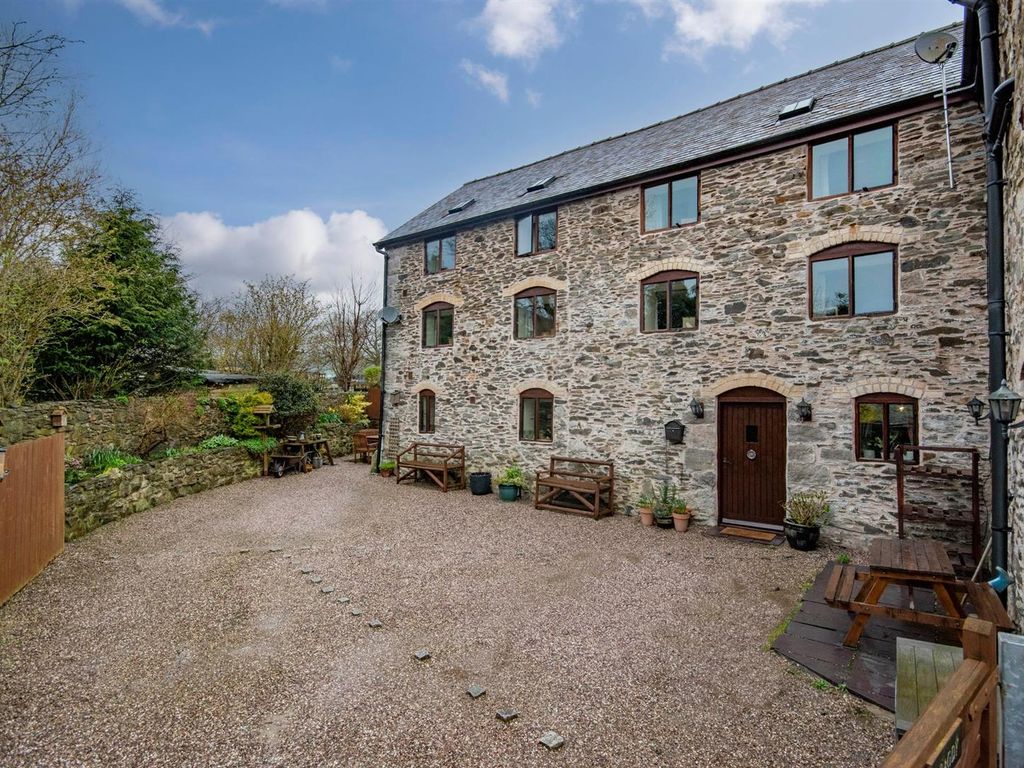 4 bed semidetached house for sale in Llansilin, Oswestry SY10 Zoopla