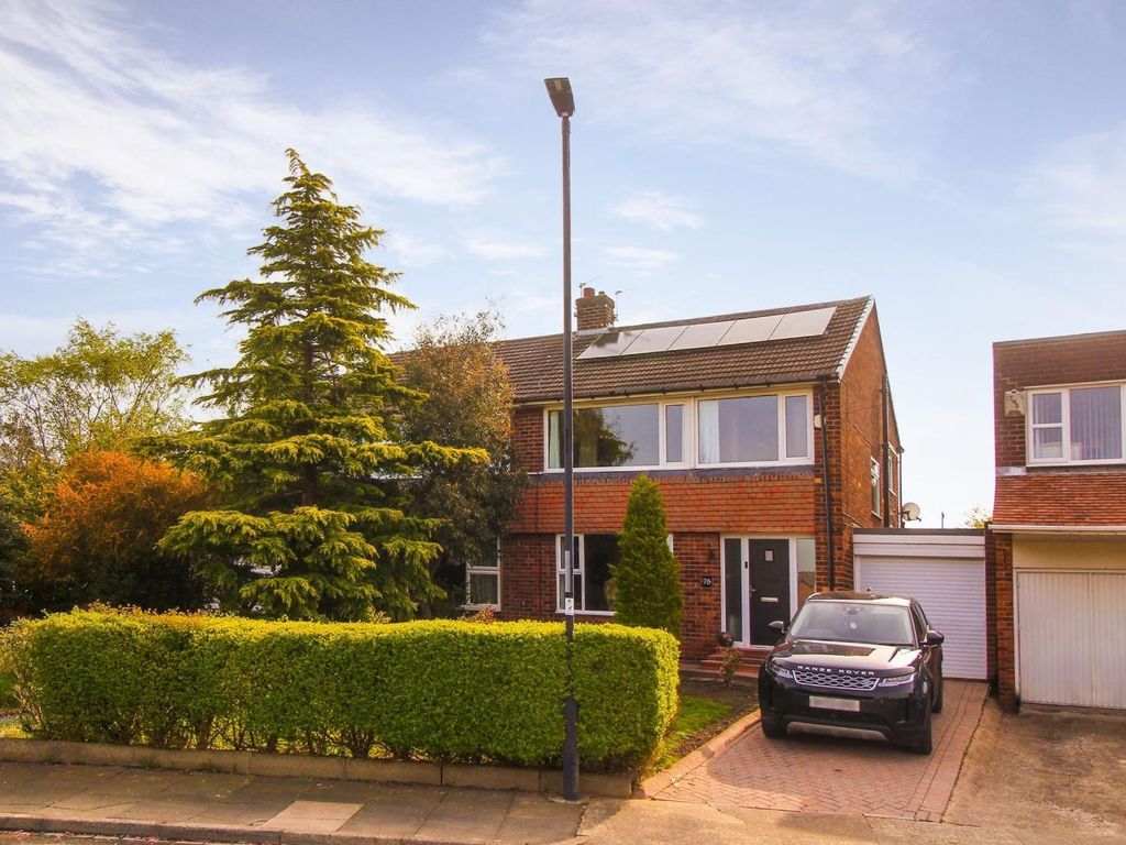 3 bed semidetached house for sale in Rayleigh Drive, Wideopen