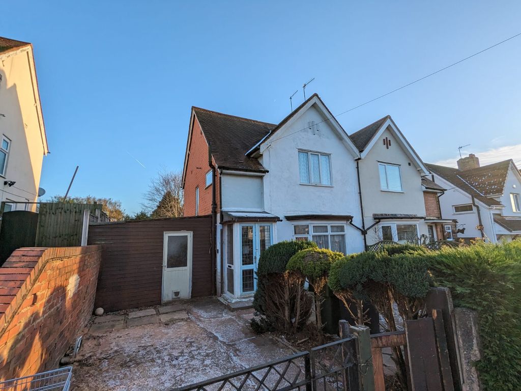 3 bed semidetached house for sale in Perryfields Crescent, Bromsgrove