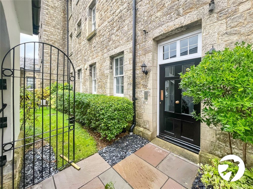 2 bed flat for sale in St. Andrews Park, Tarragon Road, Maidstone, Kent