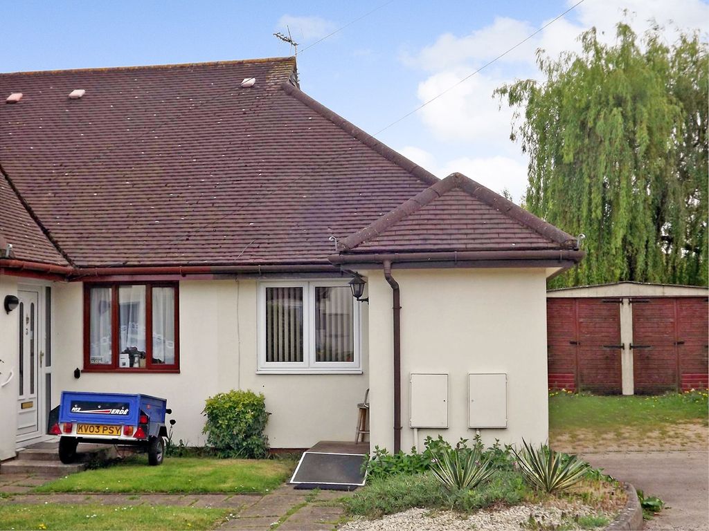 1 bed semidetached bungalow for sale in Common View, Letchworth Garden