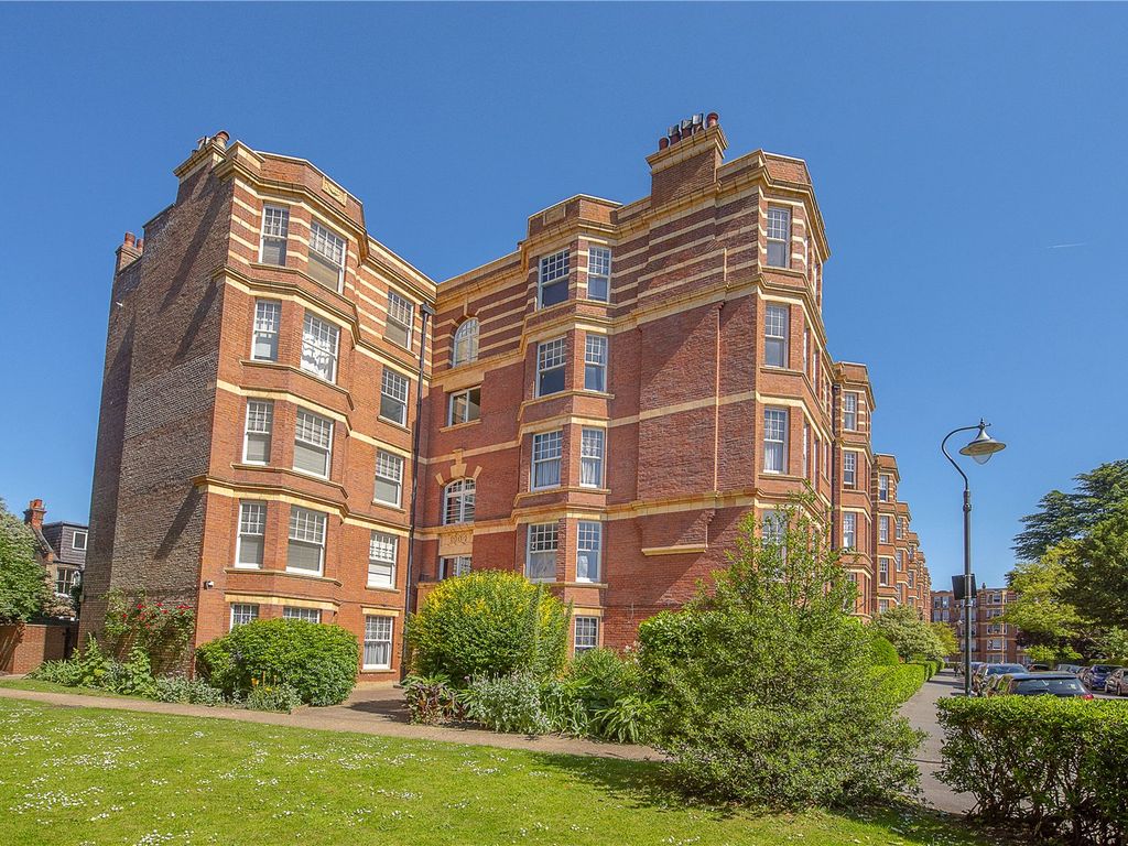 Sutton Court, Fauconberg Road, London W4