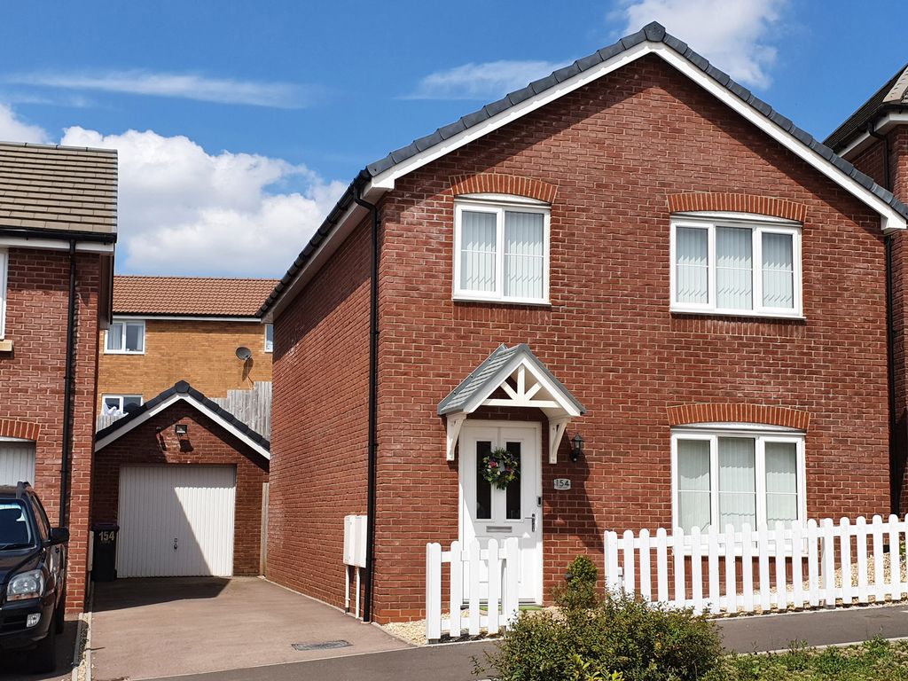 4 bed detached house for sale in Cwrt Celyn, St. Dials, Cwmbran NP44