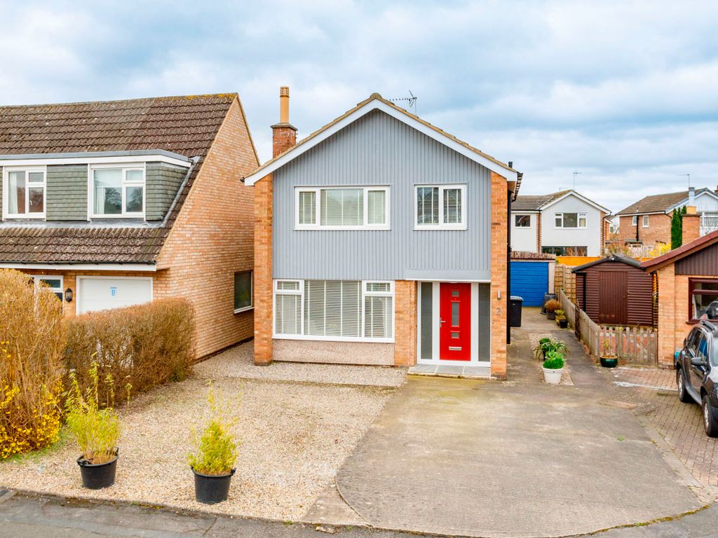 3 bed detached house for sale in Aspin Grove, Knaresborough HG5, £