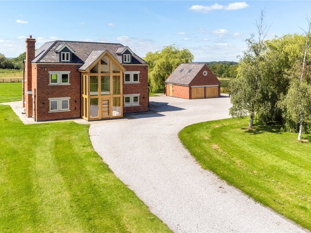 5 bed detached house for sale in Melton Road, Hickling Pastures, Melton