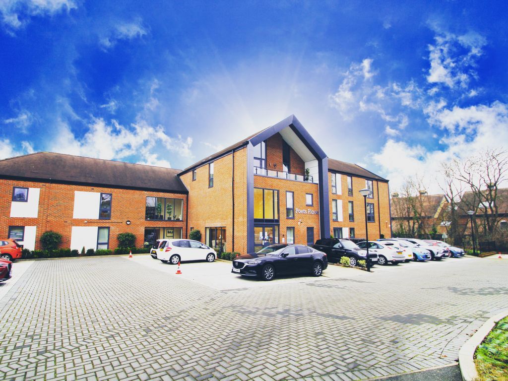 2 bed flat for sale in Alderton Hill, Loughton IG10 Zoopla