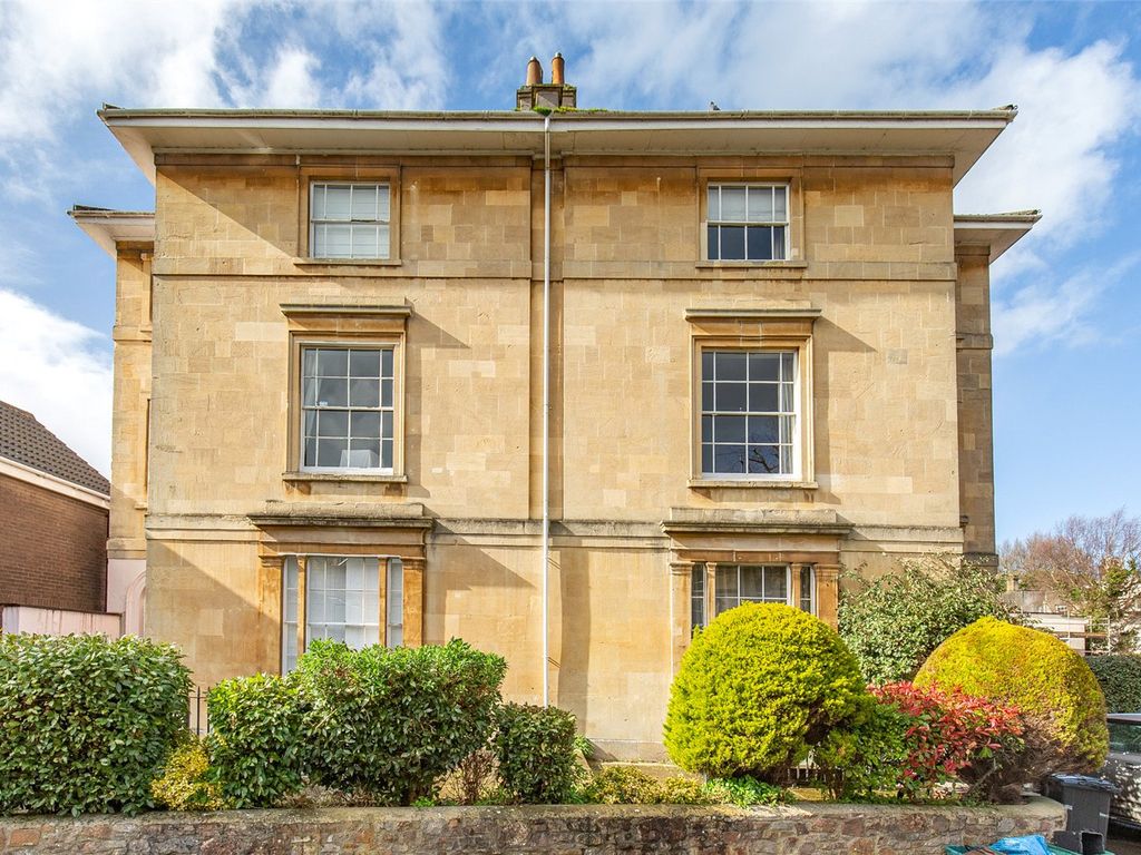 2 bed flat for sale in Belgrave House, Pembroke Grove, Bristol BS8, £