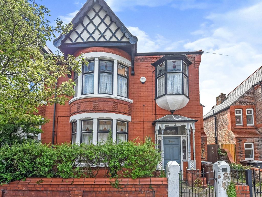 4 bed semidetached house for sale in Everest Road, Liverpool