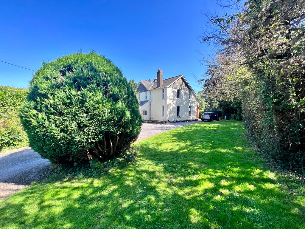 4 bed detached house for sale in Headborough Road, Ashburton, Newton