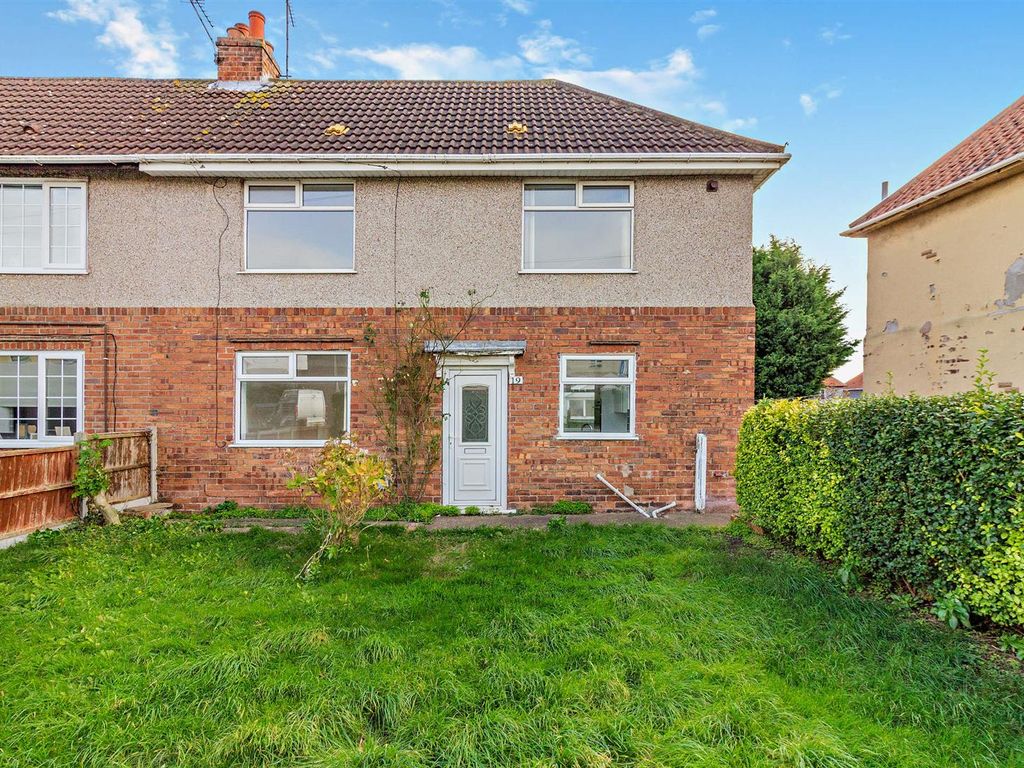3 bed semidetached house for sale in Williams Street, Langold, Worksop