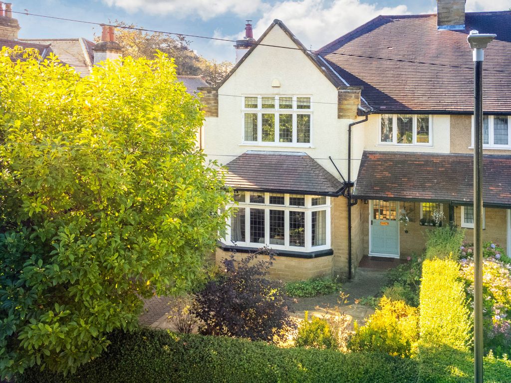 4 bed semidetached house for sale in Ryder Gardens, Leeds LS8, £