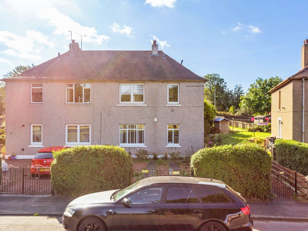 2 bed flat for sale in 25 Parkhead Crescent, Edinburgh EH11, £165,000 Zoopla