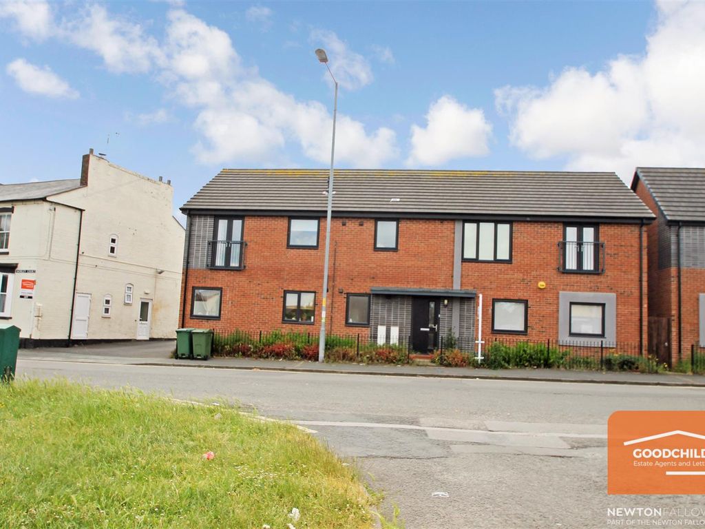 2 bed flat to rent in Shorley Court, Allens Lane, Pelsall WS3 Zoopla