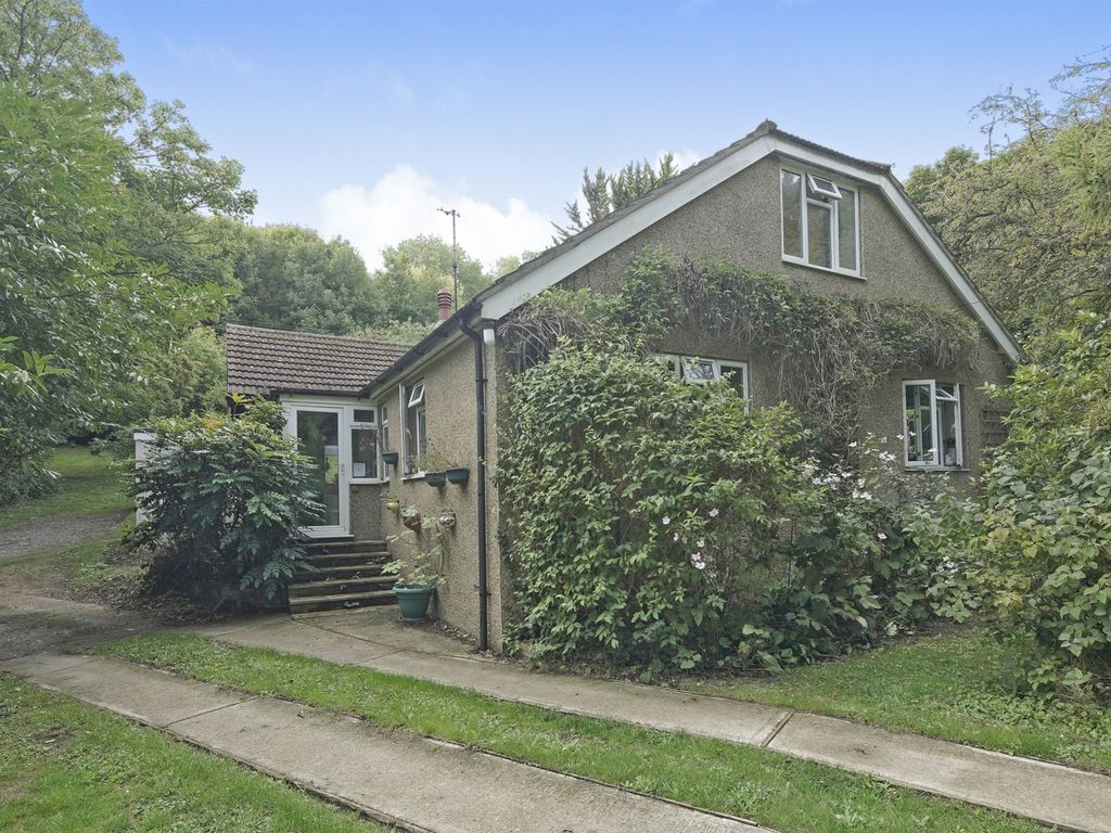 Valley Road, Peacehaven BN10  