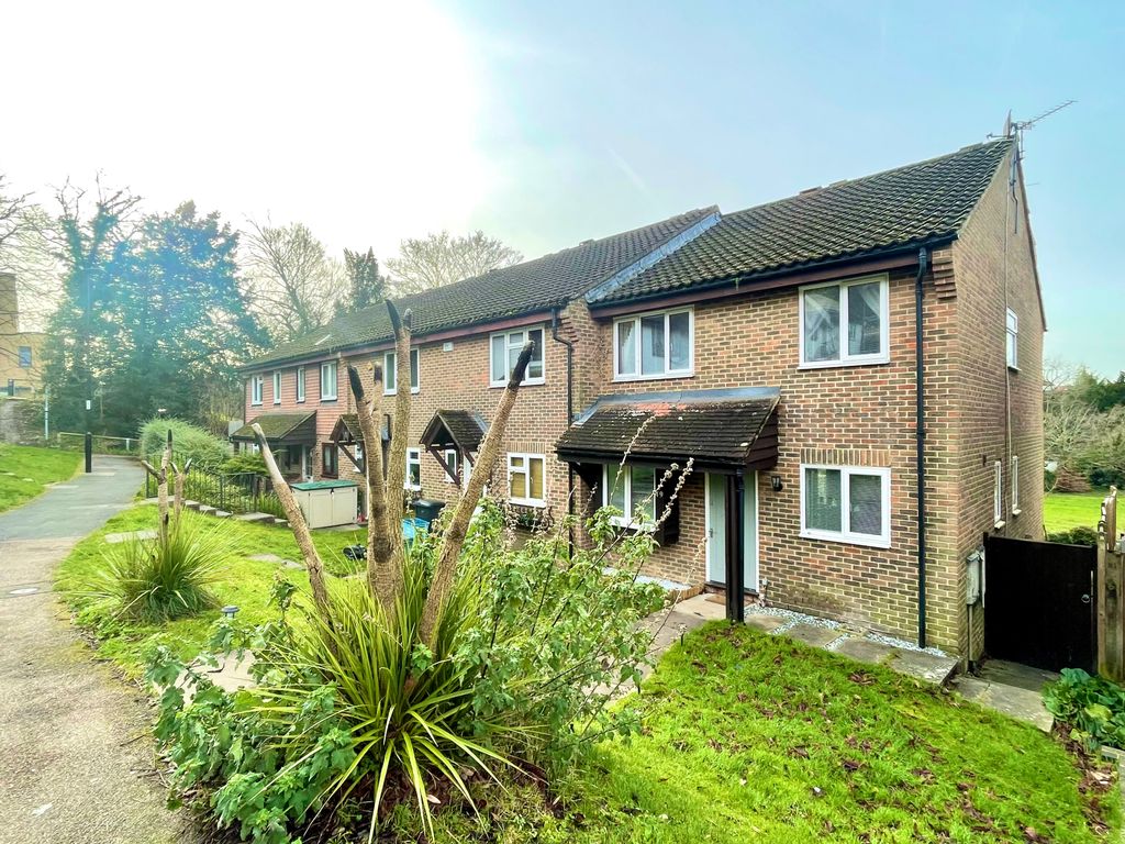 4 bed end terrace house for sale in Aveling Close, Purley CR8, £450,000 Zoopla