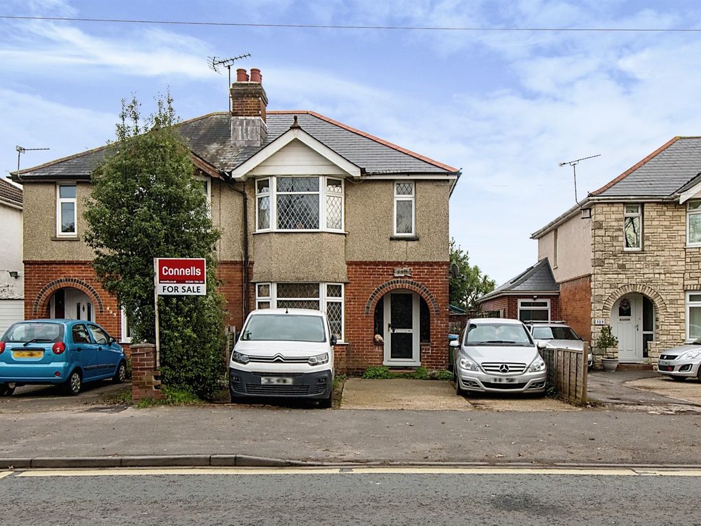 3 bed semidetached house for sale in Romsey Road, Shirley, Southampton
