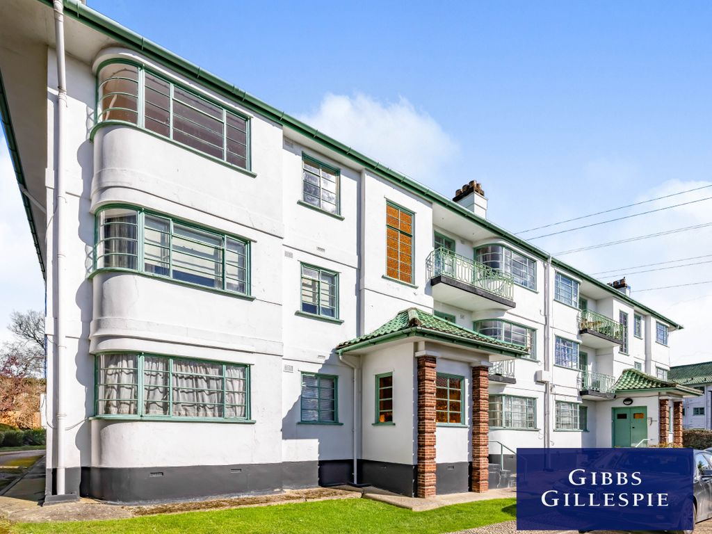3 bed flat to rent in Capel Gardens, Pinner HA5 Zoopla