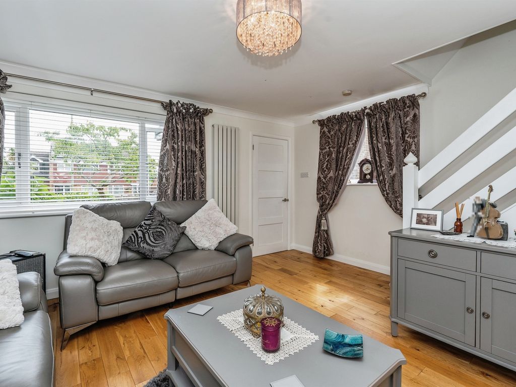 3 bed end terrace house for sale in Mortimer Way, North Baddesley