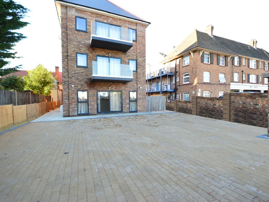 1 bed flat to rent in London Road, Morden SM4 Zoopla