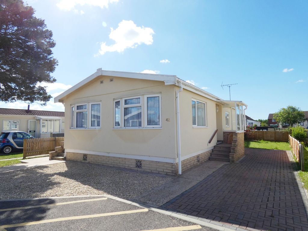 3 bed mobile/park home for sale in Arundel Drive, Thornlea Park, Wick