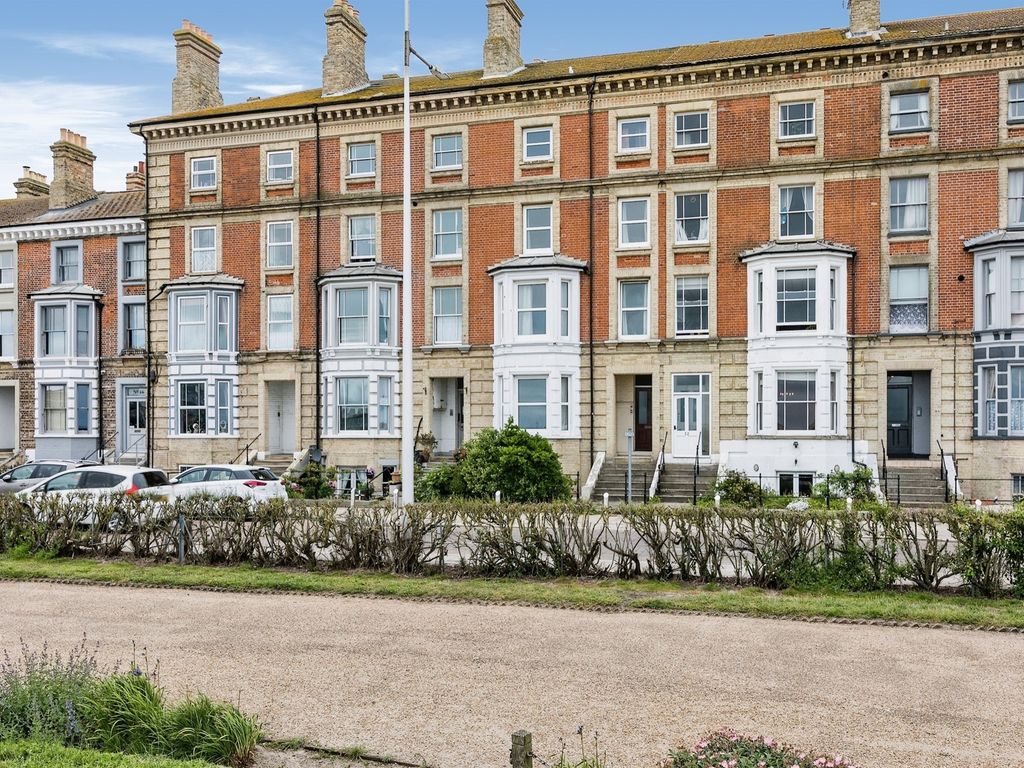 2 bed flat for sale in Wellington Esplanade, Lowestoft NR33 Zoopla