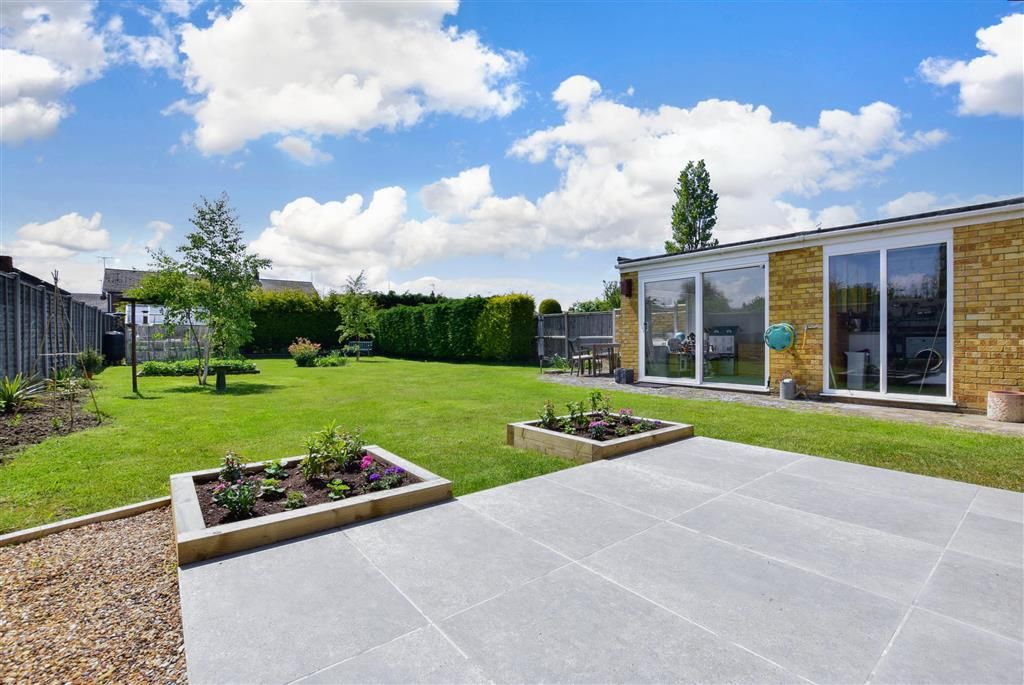 4 bed detached bungalow for sale in Maydowns Road, Chestfield
