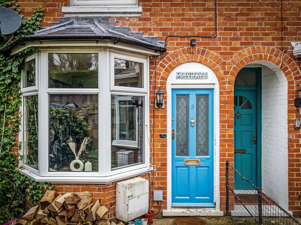 3 bed terraced house for sale in Sunnyside Road, Tunbridge Wells TN4, £400,000 Zoopla