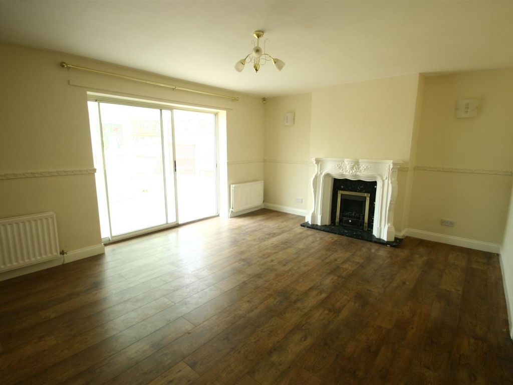 3 bed semidetached house to rent in Berkshire Close, Westerhope NE5 Zoopla