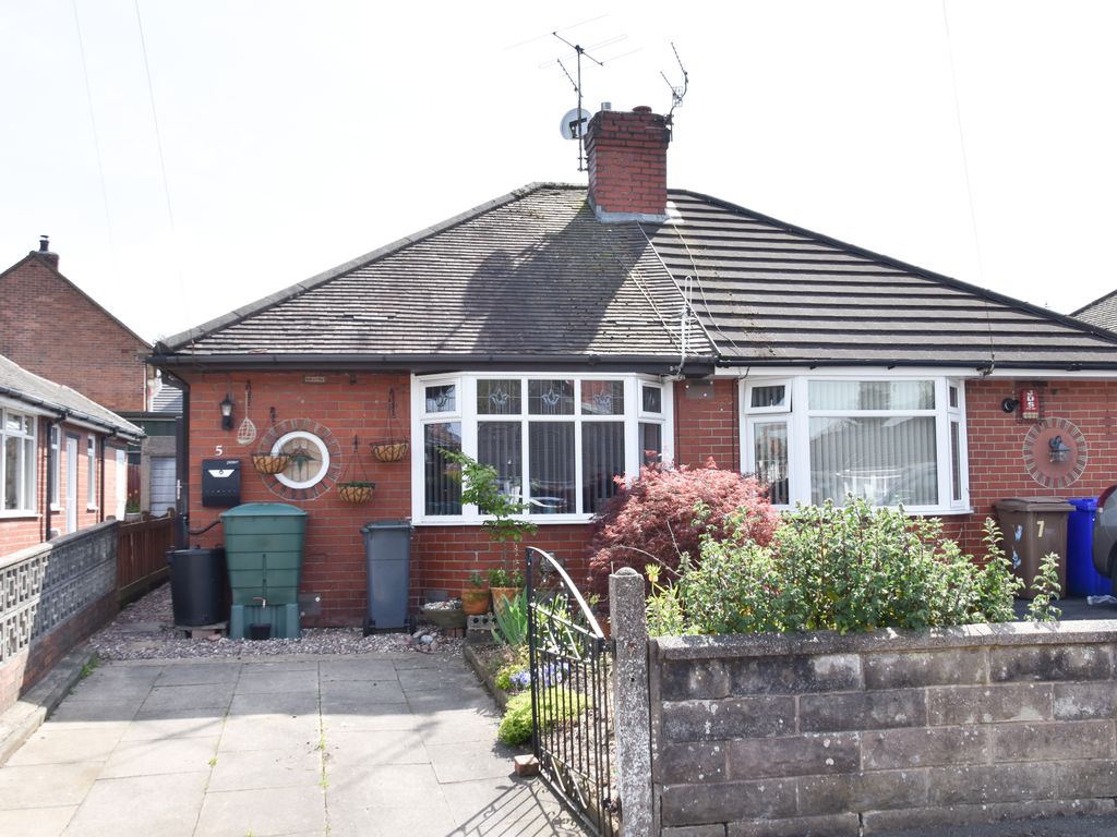 1 bed semidetached bungalow for sale in Parkhead Crescent, Weston