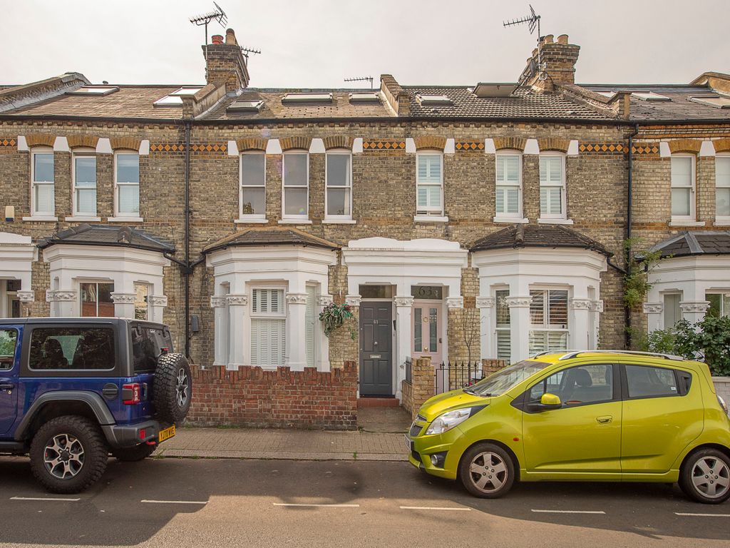 2 bed flat for sale in Felsham Road, London SW15, £615,000 Zoopla