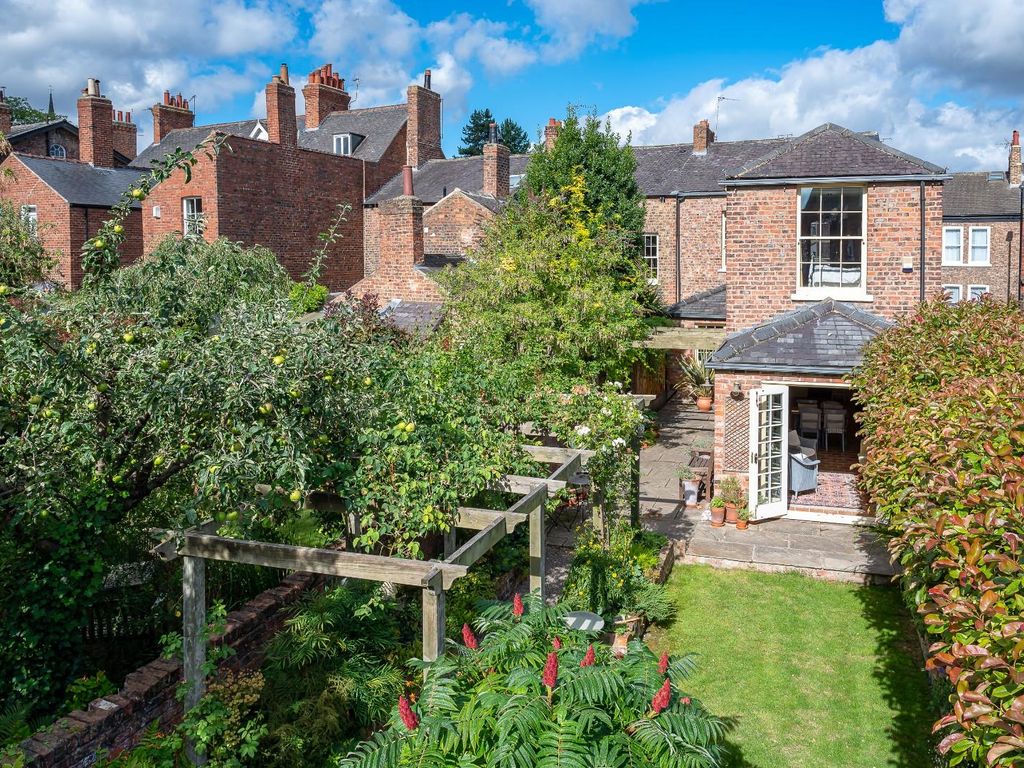 4 bed end terrace house for sale in Burton Stone Lane, York YO30 Zoopla