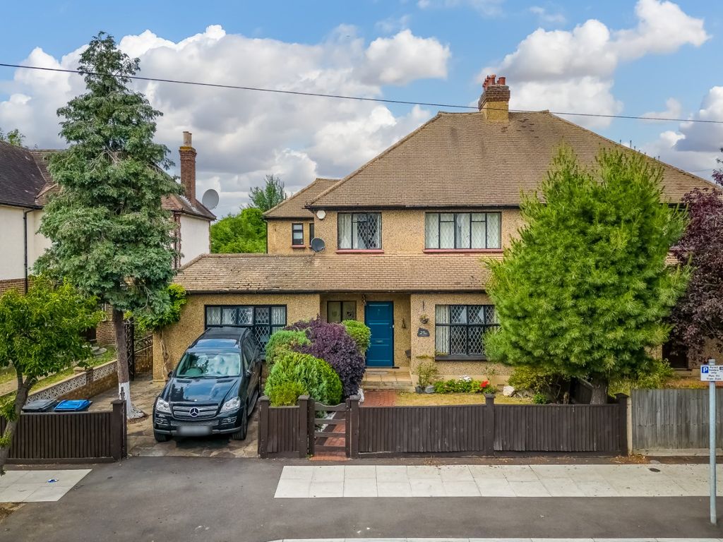 4 bed semidetached house for sale in Mitcham Park, Mitcham CR4 Zoopla