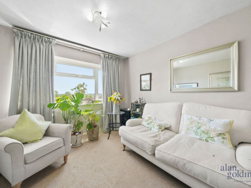 Church Road, London NW4