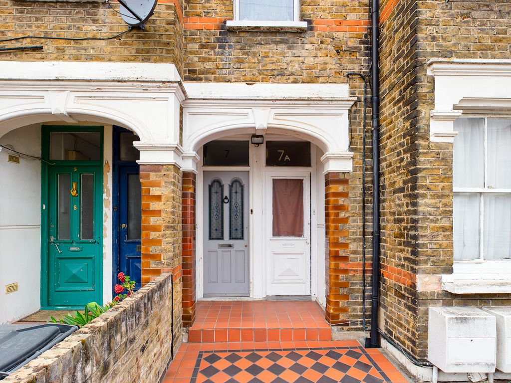 Grove Road, London N15  