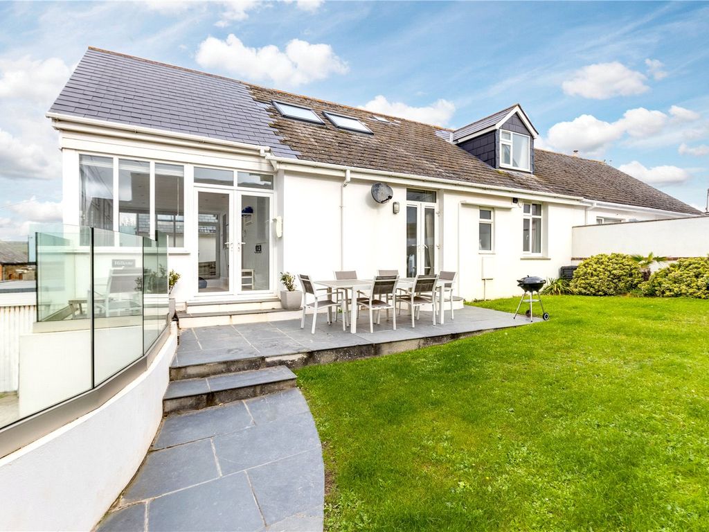 4 bed semidetached house for sale in New Polzeath, Wadebridge
