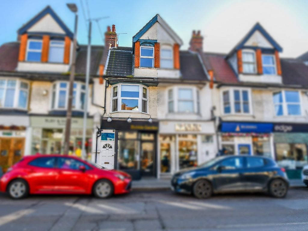 2 bed flat for sale in Leigh Road, LeighOnSea, Essex SS9 Zoopla