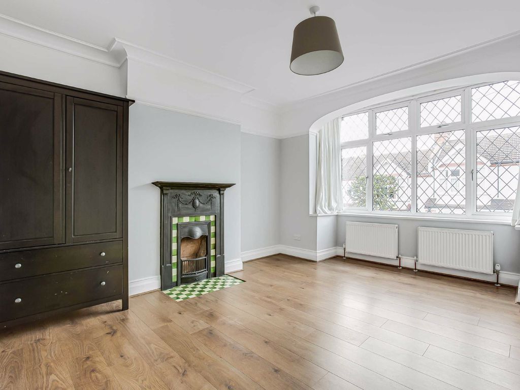3 bed terraced house for sale in Glencairn Road, London SW16 Zoopla