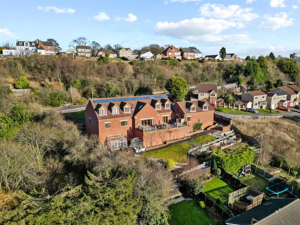 6 bed detached house for sale in Conduit Road, Bolsover, Chesterfield