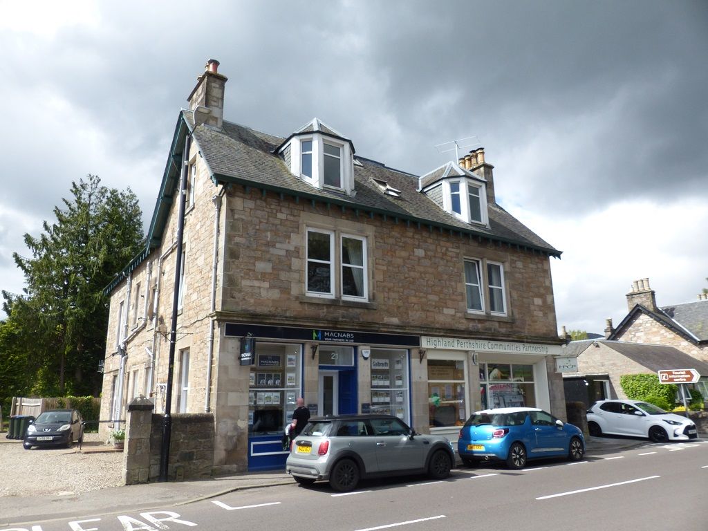 3 bed flat for sale in Atholl Road, Pitlochry PH16 Zoopla