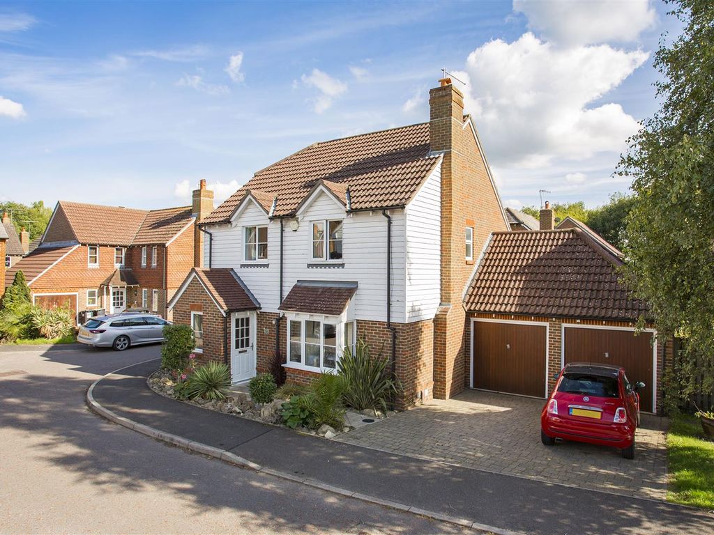 4 bed detached house for sale in Brook Lane, Tonbridge TN9 Zoopla