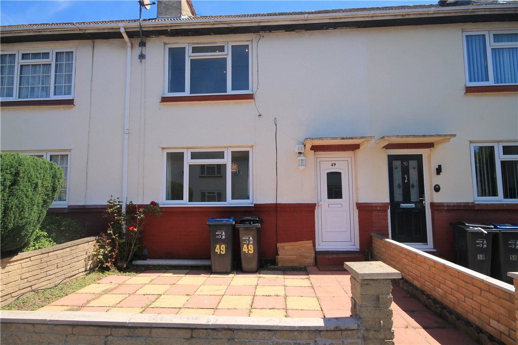 4 bed terraced house to rent in Dalton Avenue, Mitcham CR4, £2,400 pcm Zoopla