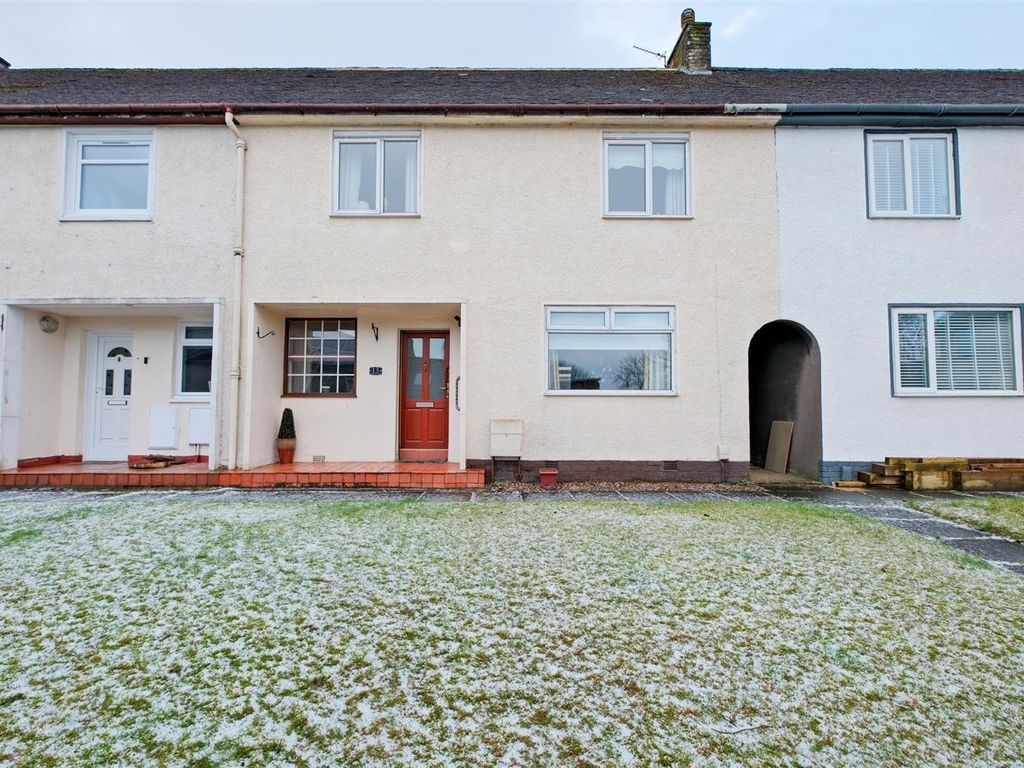 3 bed end terrace house for sale in Hamilton Place, East Kilbride