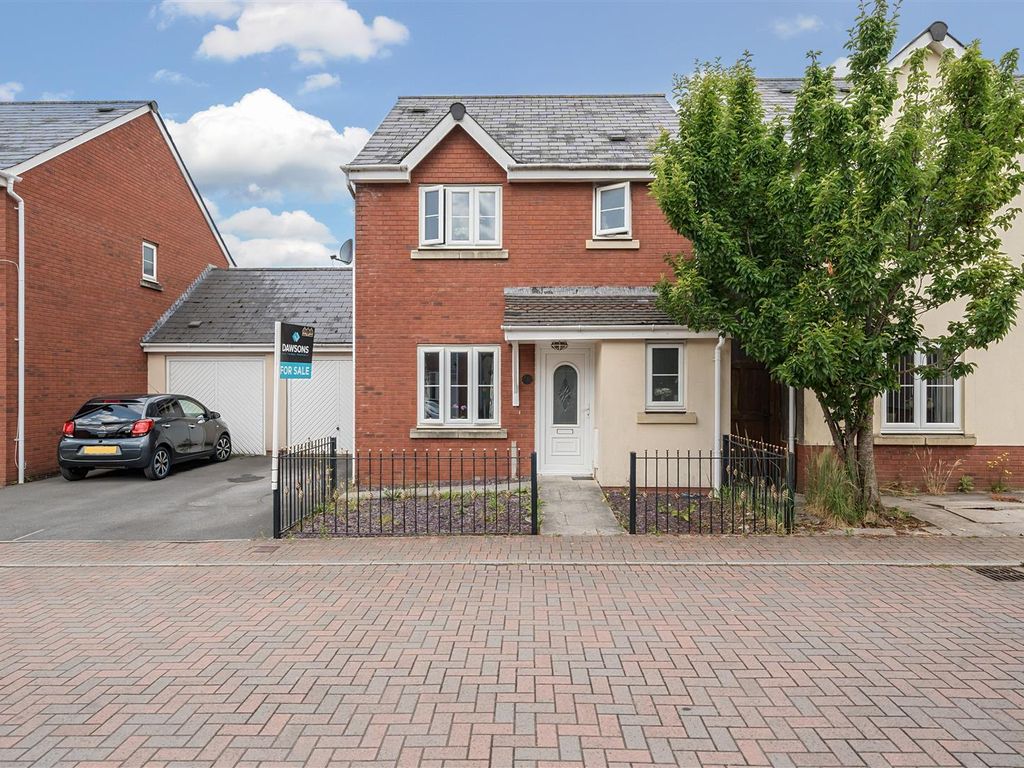 3 bed detached house for sale in Heol Banc Y Felin, Gorseinon, Swansea