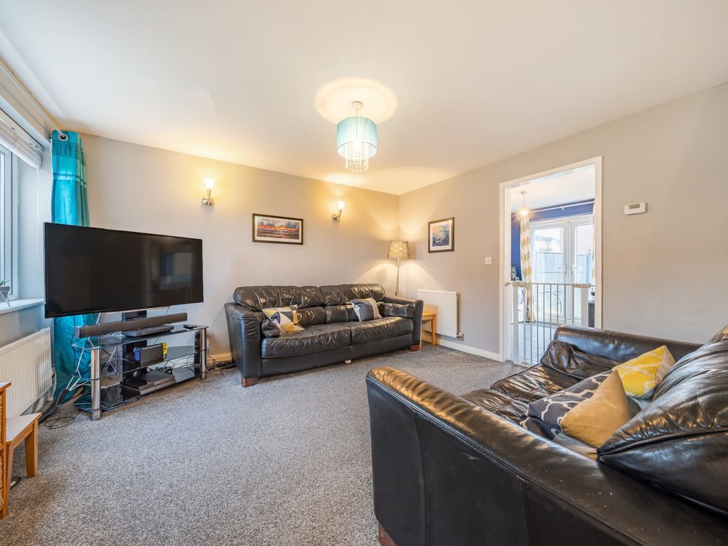 3 bed end terrace house for sale in Fowler Close, Crewe, Cheshire CW2