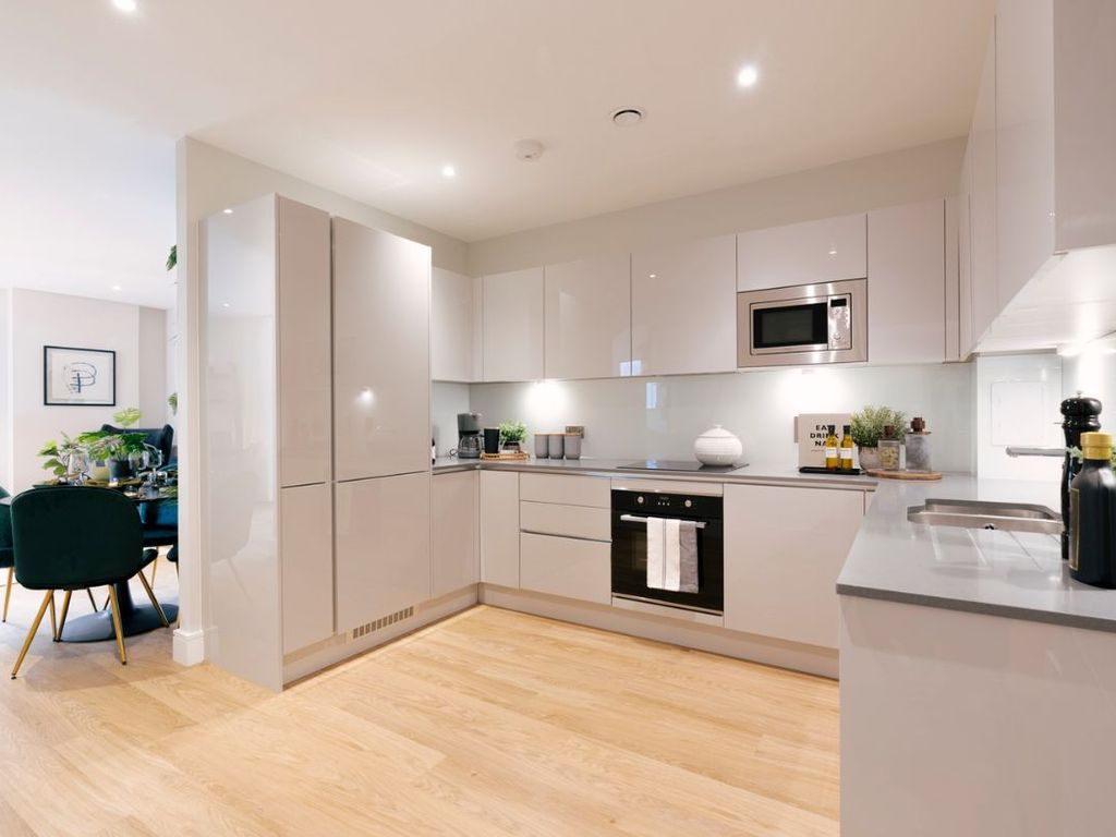 New home, 3 bed flat for sale in Summerstown, London SW17 Zoopla