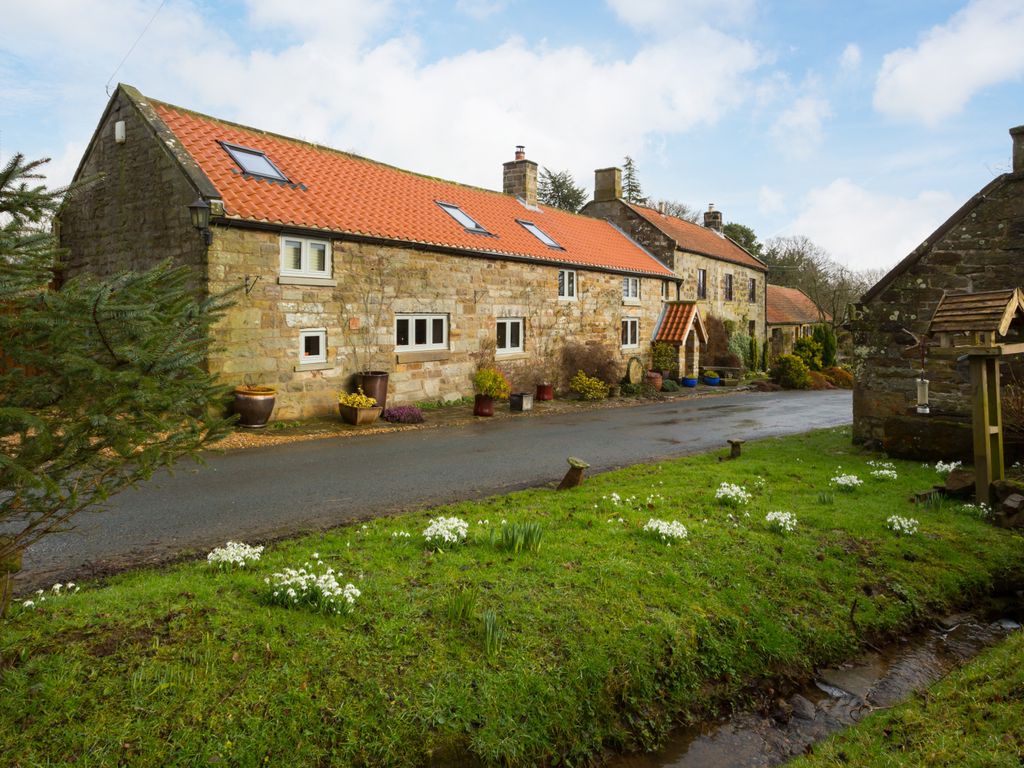 3 bed semidetached house for sale in Delves, Egton Grange, Whitby