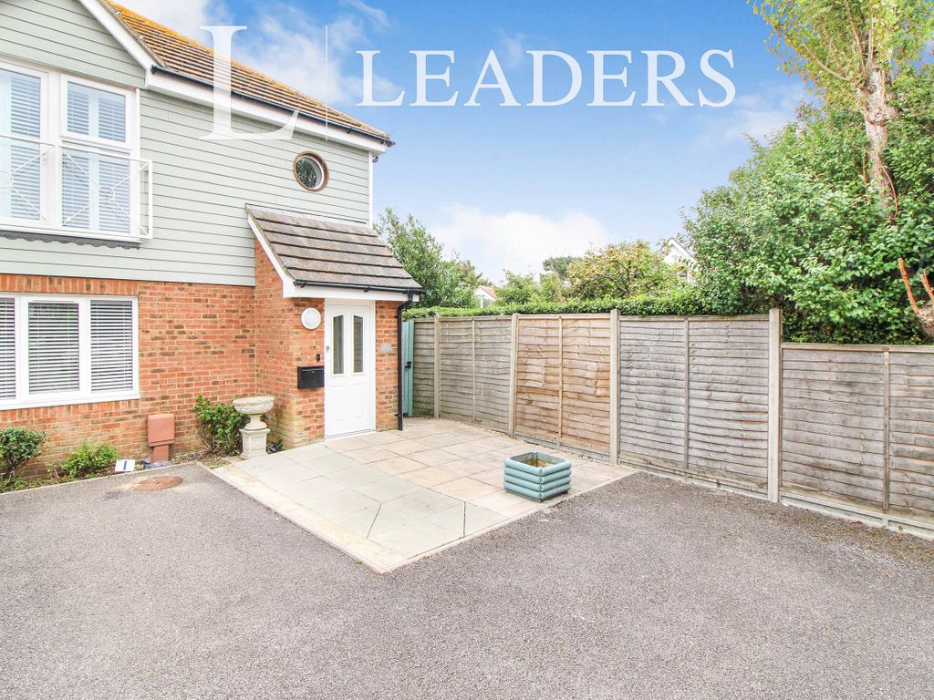 2 bed flat to rent in Elmer Road, MiddletonOnSea, Bognor Regis PO22