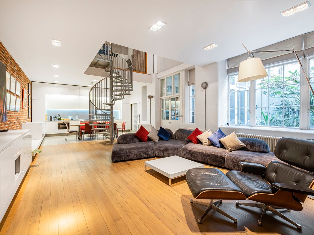 Banner Buildings, Banner St EC1Y  